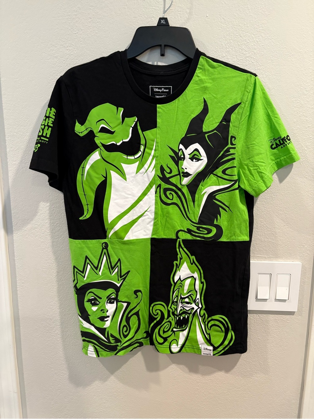 Disney Loungefly Oogie Boogie Bash 2023 Villains T-shirt Adult Unisex Size Small